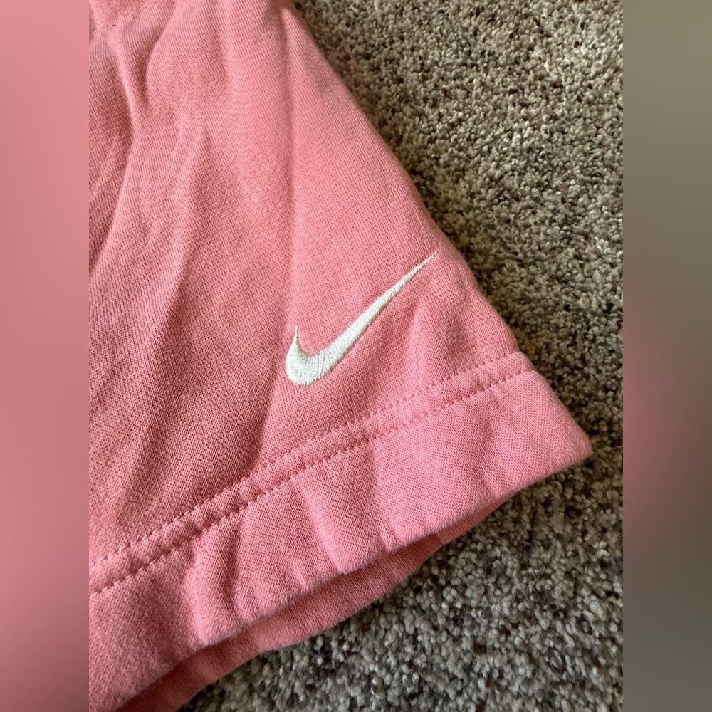 Small pink Women's Nike High Rise sweatshorts 2 inch inseam juniors - Picture 2 of 8